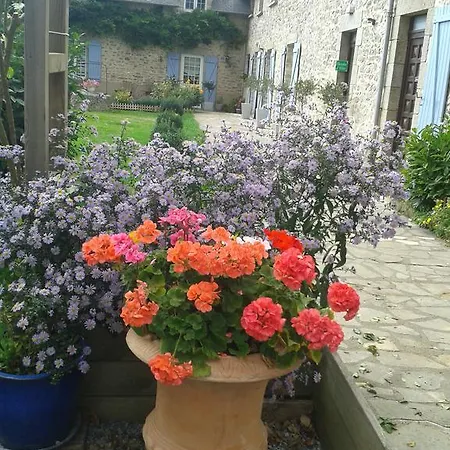 La Jumeliere Laval Nord Bed & Breakfast Change (Mayenne)