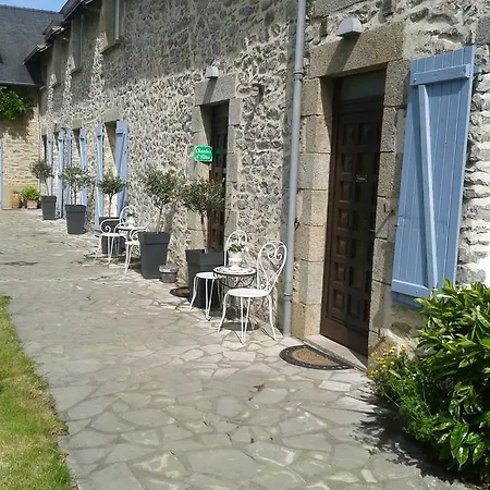 מלון La Jumeliere Laval Nord *